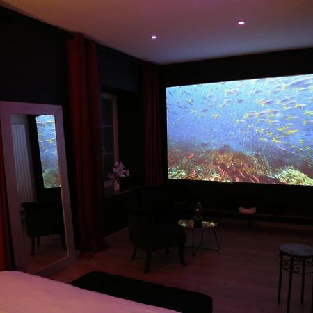 Love Room Gold - Les Delices Rooms 昂热 外观 照片