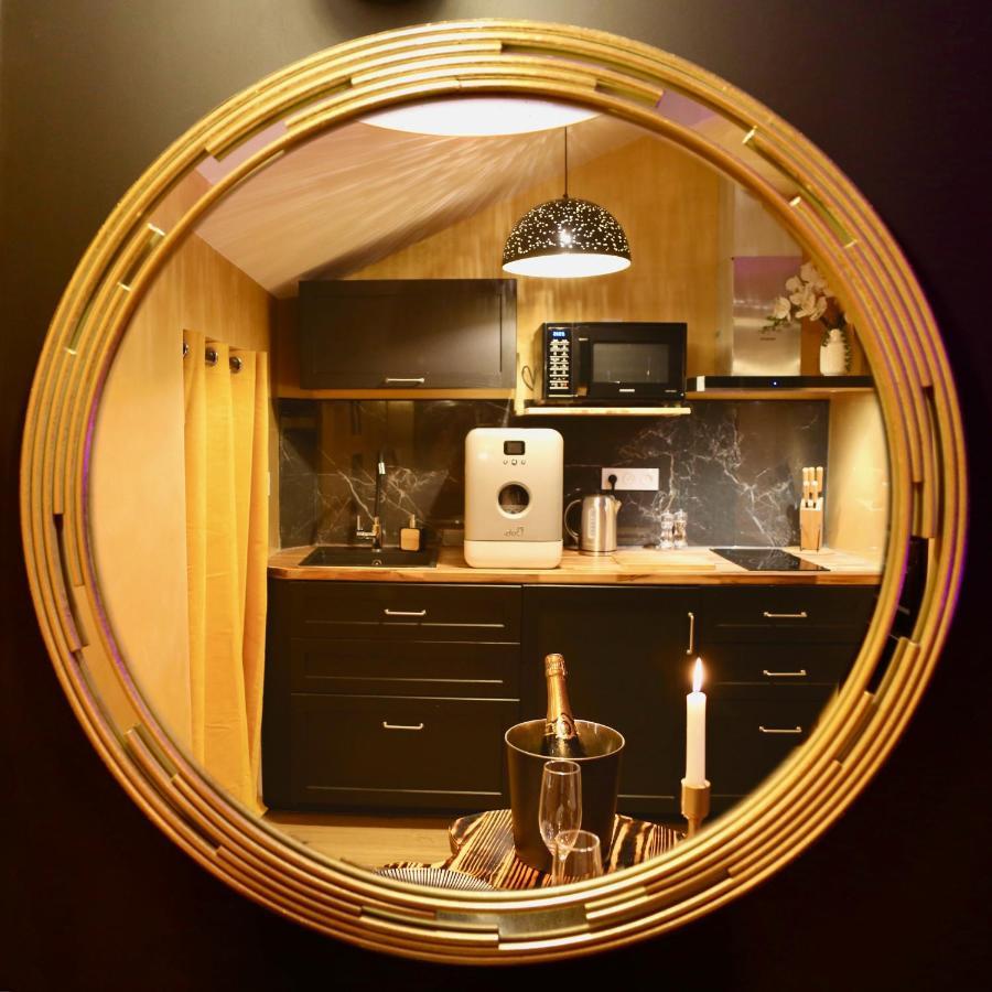 Love Room Gold - Les Delices Rooms 昂热 外观 照片