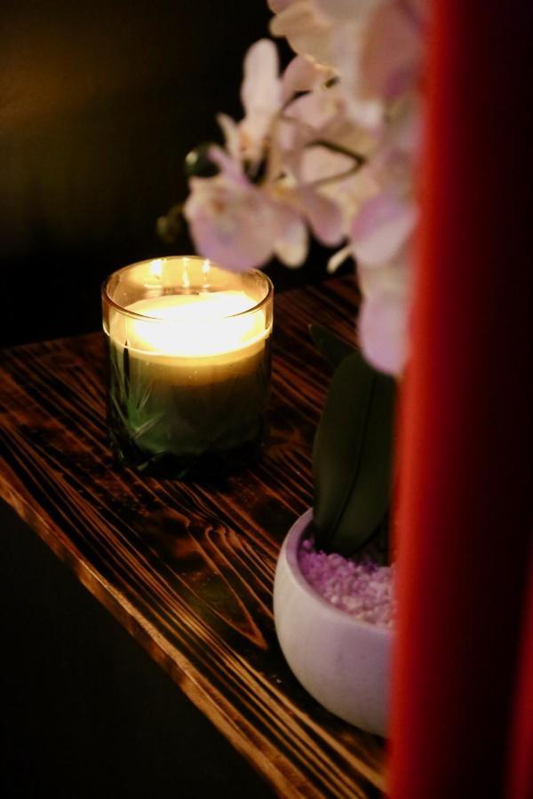 Love Room Gold - Les Delices Rooms 昂热 外观 照片